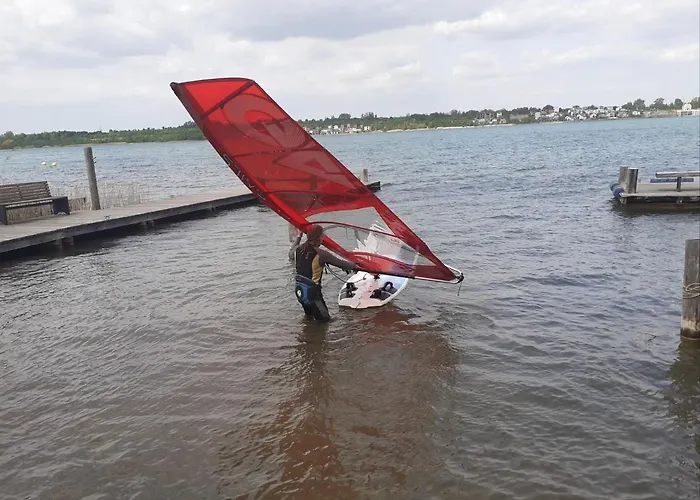Lagrette Am Hainer شقة Neukieritzsch